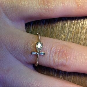 Cross-like Shaped Gold Ring